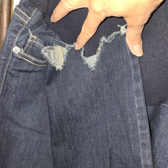 Women's Alivia Ford Distressed Hem Maternity Blue Jeans Size XL - Picture 6 of 11